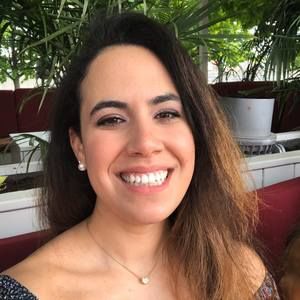 Meet your Posher, Gabriela
